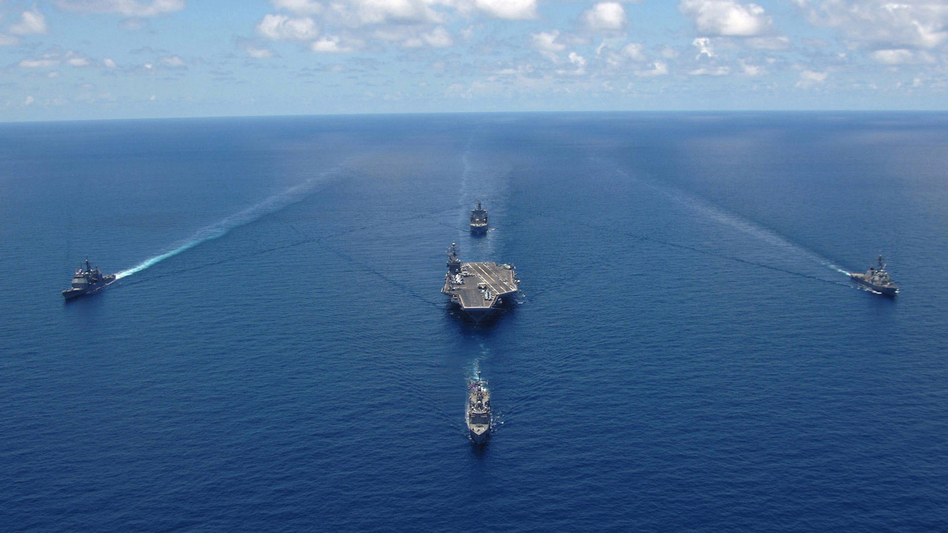 足球赛事“+”产业链延伸，推动文化旅游发展，足球体育产业方案