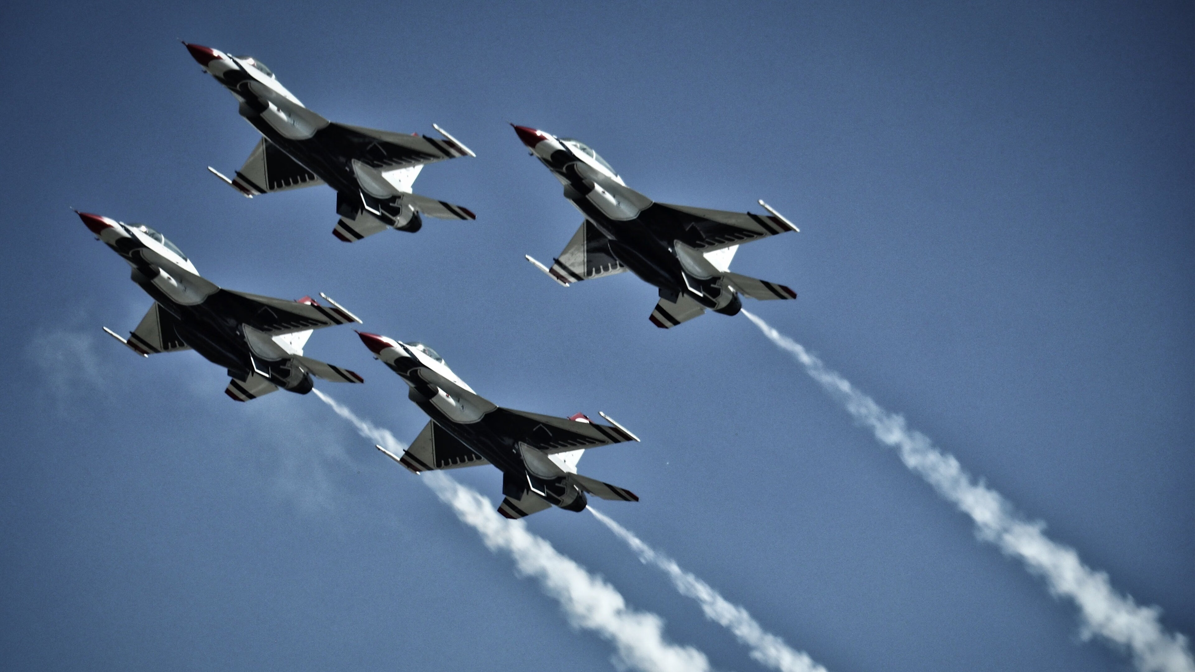 爱游戏官网-巴黎圣日耳曼突围成功，下一轮备战将加倍，巴黎圣日耳曼常用阵型