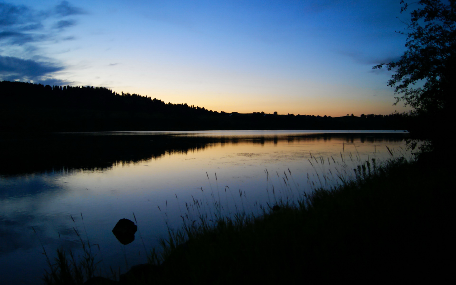 爱游戏官网-瑞士男足在巴黎奥运会比赛中以2-1战胜阿根廷，瑞士男子足球