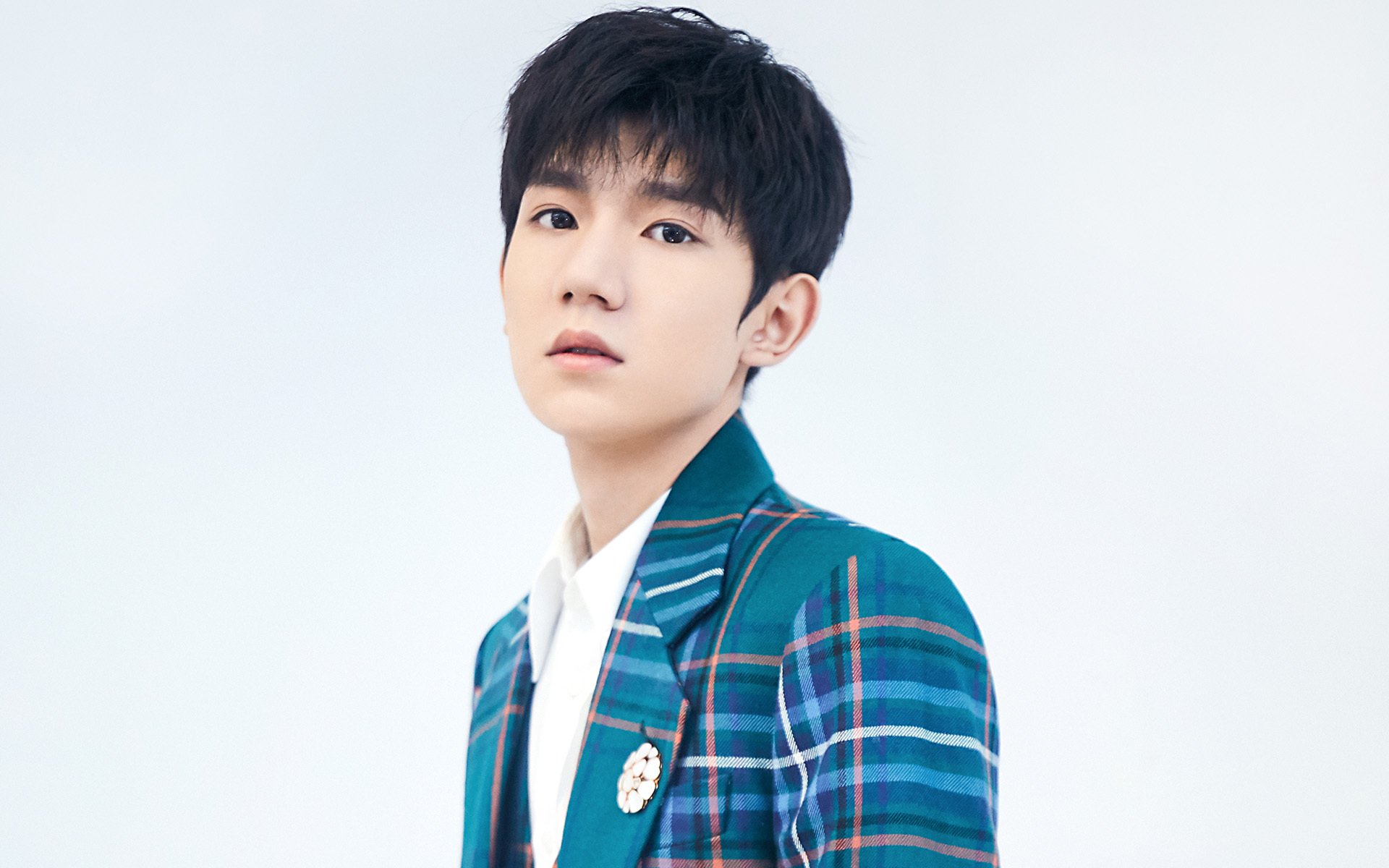 自由泳赛场张雨霏表现亮眼，张雨霏自由泳金牌