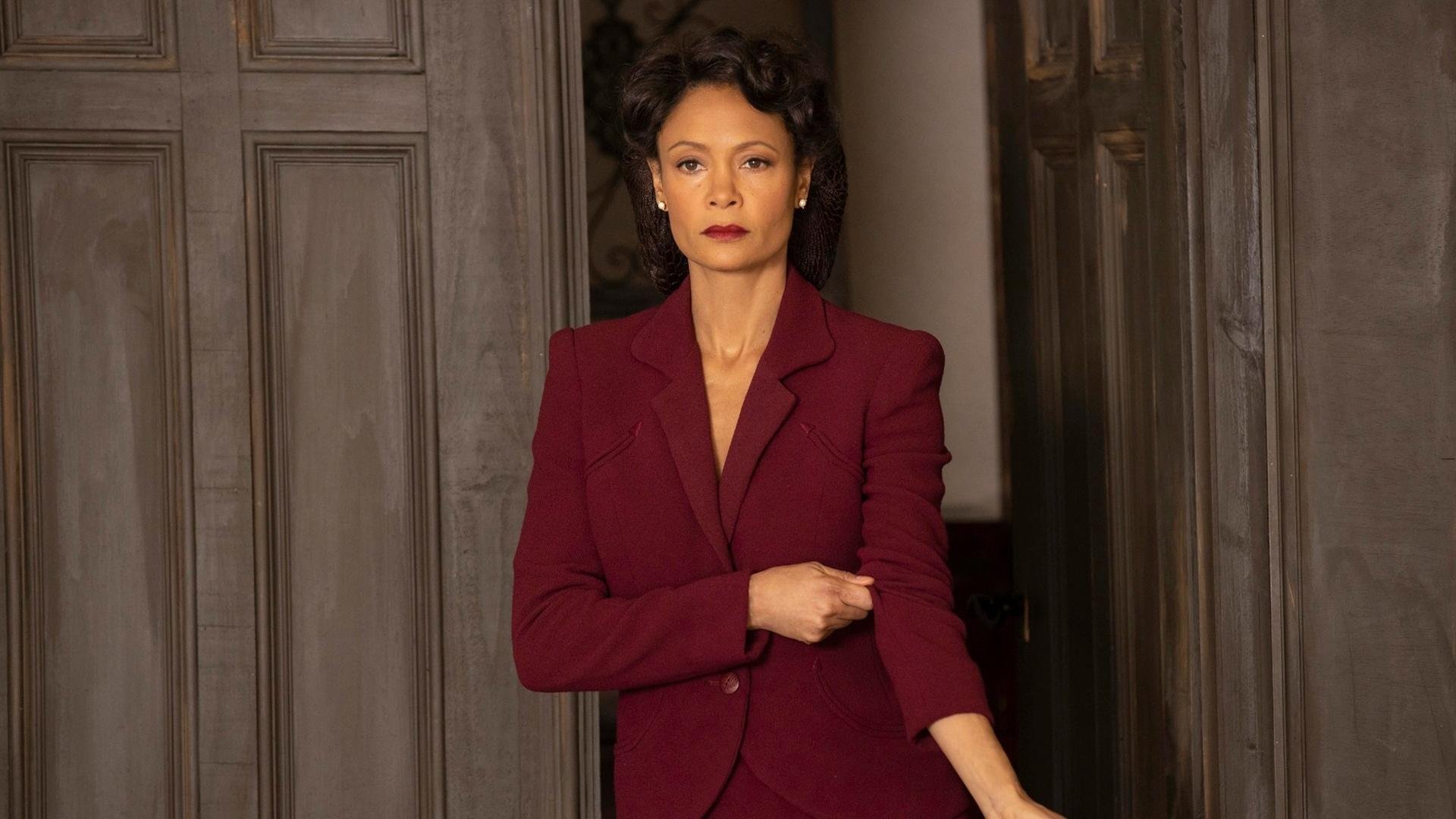 雷霆球队全员拍摄新赛季合照气氛融洽，雷霆球队队员名单